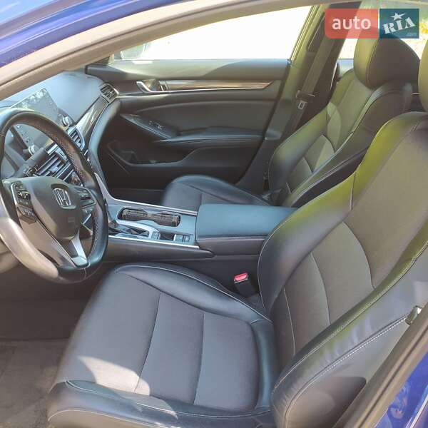 Седан Honda Accord 2018 в Києві