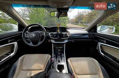 Купе Honda Accord 2013 в 