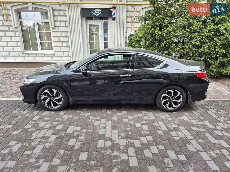 Купе Honda Accord 2017 в Киеве