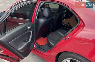 Седан Honda Accord 2005 в 