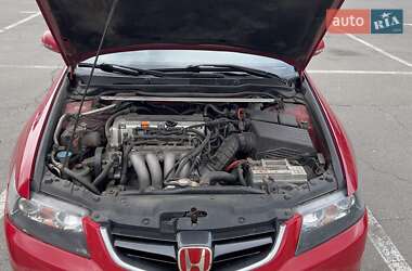 Седан Honda Accord 2005 в 