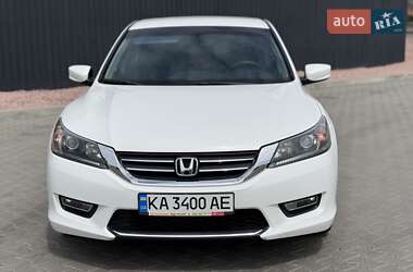 Седан Honda Accord 2013 в 