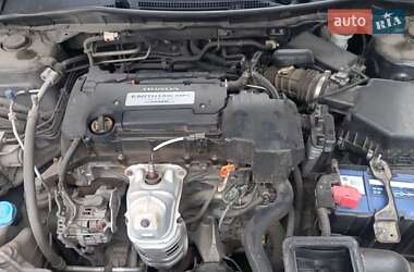 Седан Honda Accord 2013 в 