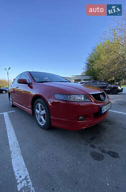 Седан Honda Accord 2004 в 