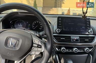 Седан Honda Accord 2021 в 