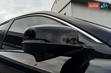 Седан Honda Accord 2013 в 
