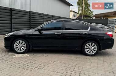 Седан Honda Accord 2013 в 