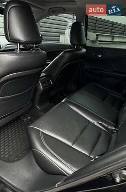 Седан Honda Accord 2013 в 