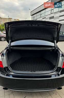 Седан Honda Accord 2013 в 