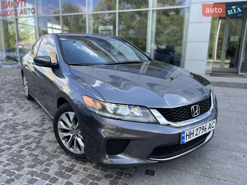 Купе Honda Accord 2013 в 