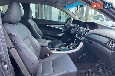 Купе Honda Accord 2013 в 