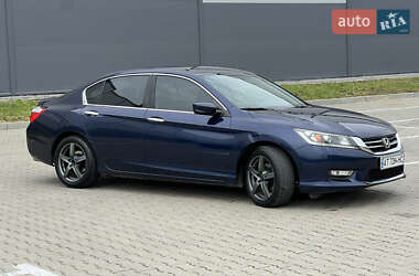 Седан Honda Accord 2015 в 