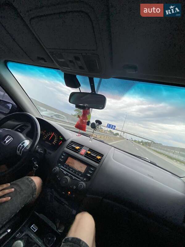 Седан Honda Accord 2003 в Бару