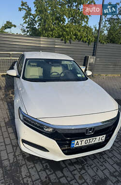Седан Honda Accord 2018 в 