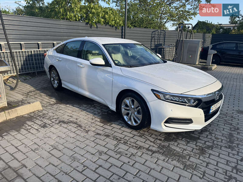 Седан Honda Accord 2018 в Ивано-Франковске
