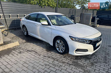 Седан Honda Accord 2018 в 