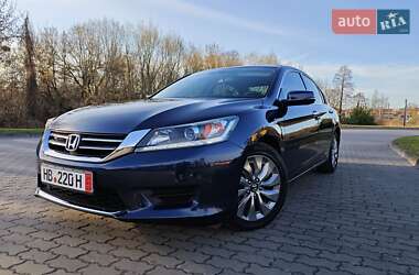 Седан Honda Accord 2014 в Киеве