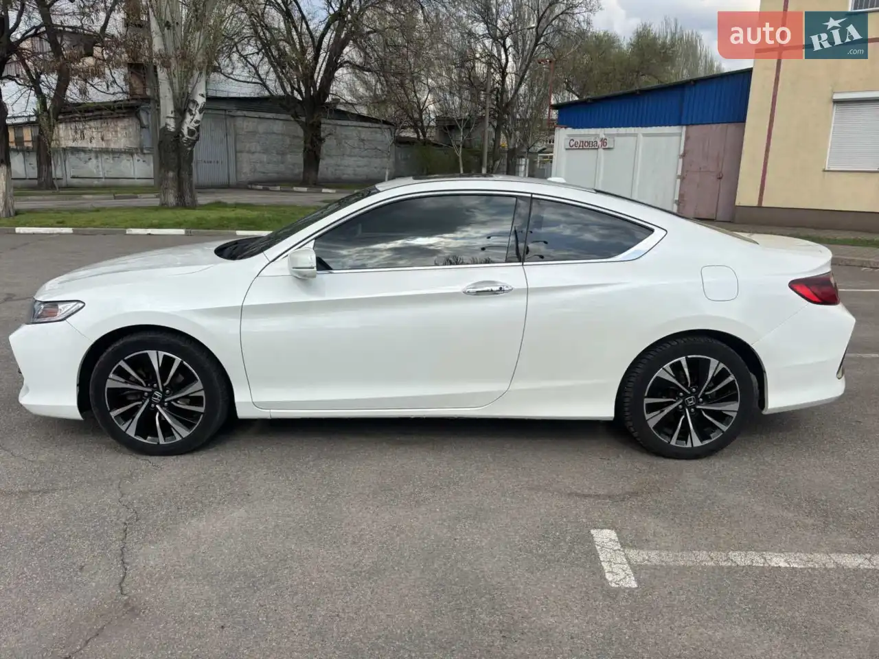 2016 Honda Accord - мініатюра 17