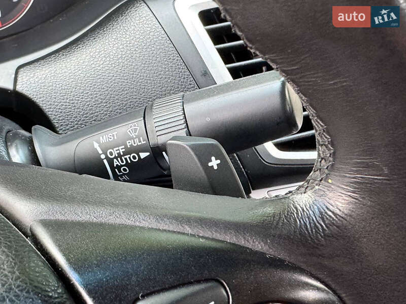 Седан Honda Accord 2013 в Киеве