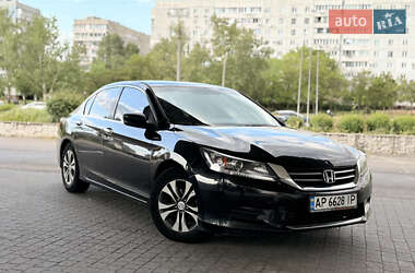 Седан Honda Accord 2015 в 