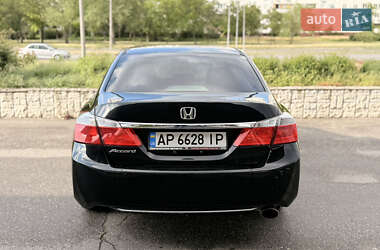 Седан Honda Accord 2015 в 
