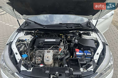Седан Honda Accord 2013 в 