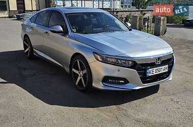 Седан Honda Accord 2018 в Днепре Седан Honda Accord 2018 в Днепре
