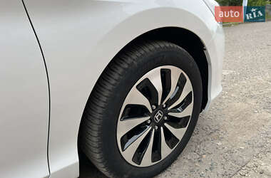 Седан Honda Accord 2014 в 