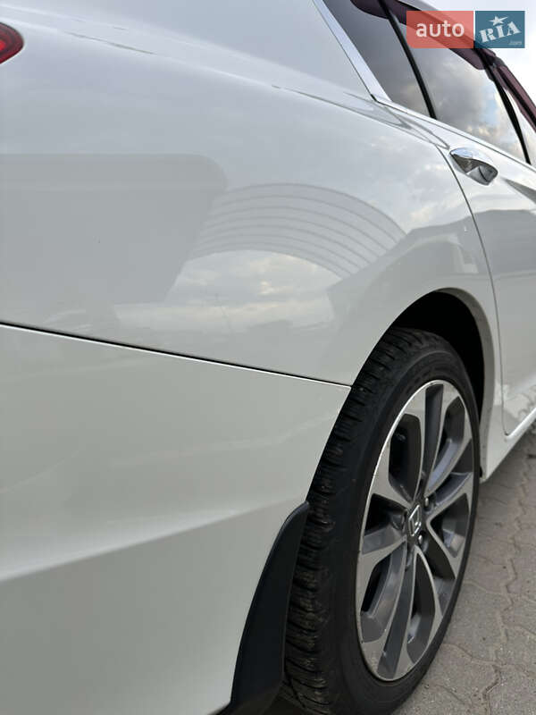 Седан Honda Accord 2013 в Долині