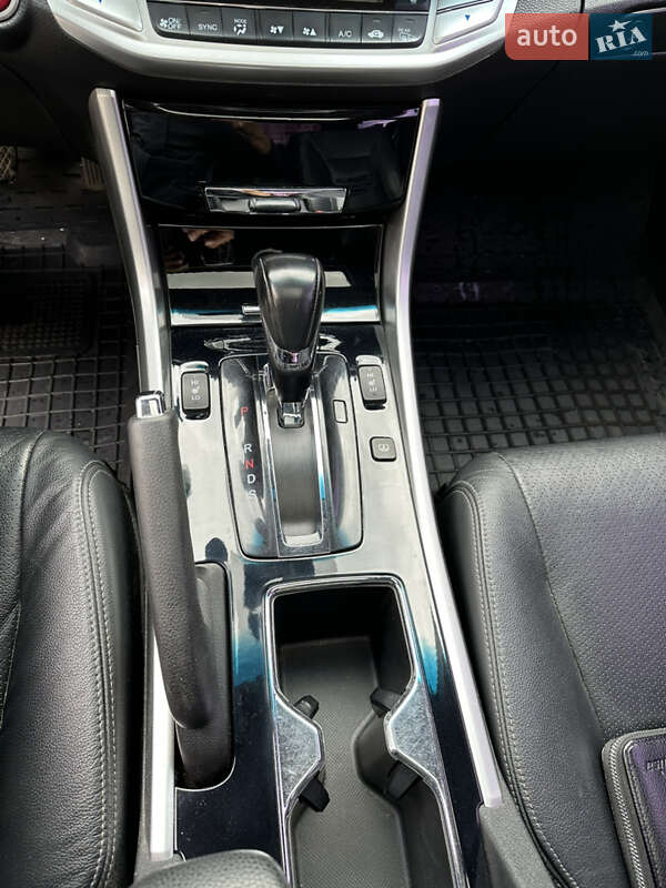 Седан Honda Accord 2013 в Долині