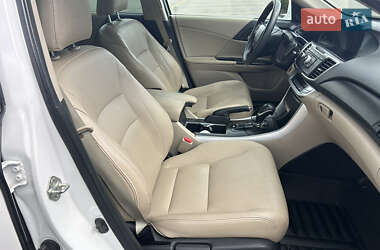 Седан Honda Accord 2014 в 