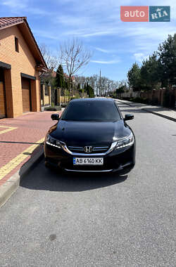 Седан Honda Accord 2014 в Києві