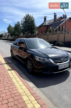 Седан Honda Accord 2013 в 