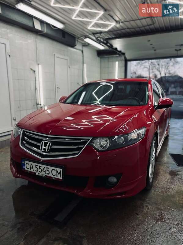 Седан Honda Accord 2010 в Черкассах
