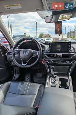 Седан Honda Accord 2018 в 