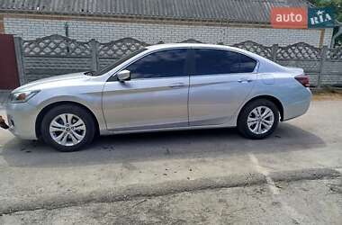 Седан Honda Accord 2013 в 