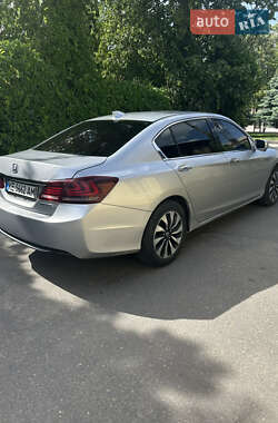Седан Honda Accord 2014 в 