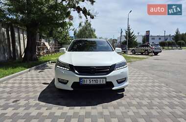 Седан Honda Accord 2013 в Лубнах