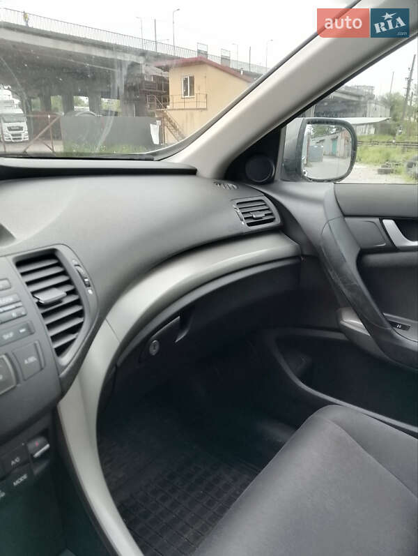 Универсал Honda Accord 2010 в Львове