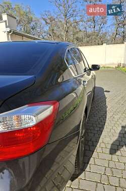 Седан Honda Accord 2014 в 