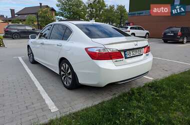 Седан Honda Accord 2015 в 