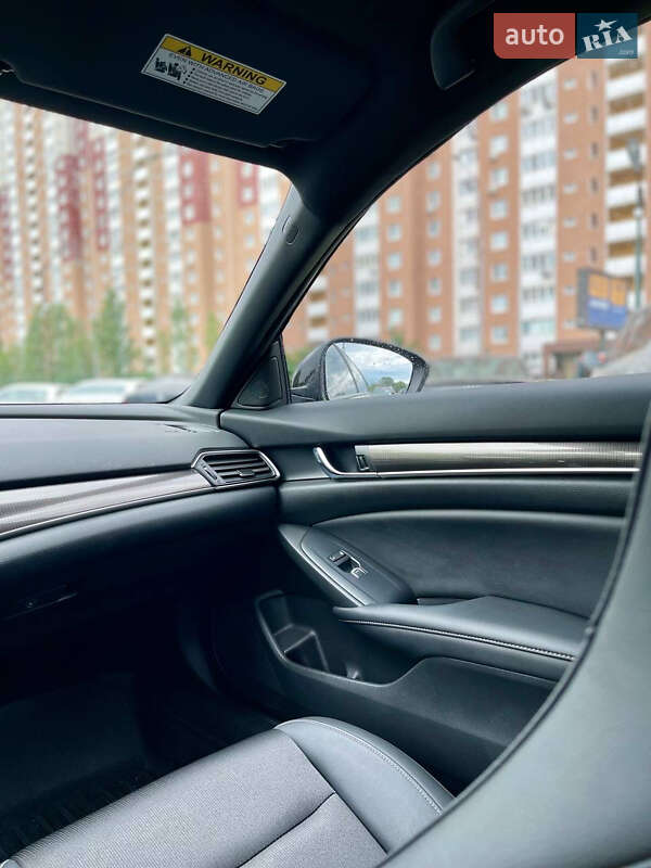 Седан Honda Accord 2022 в Києві