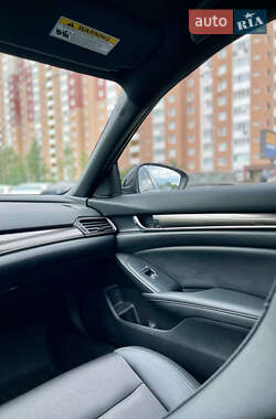 Седан Honda Accord 2022 в 