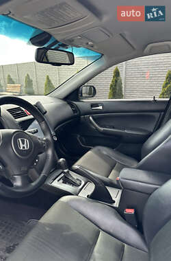 Седан Honda Accord 2006 в 