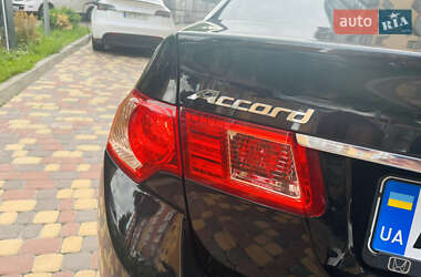 Седан Honda Accord 2012 в 