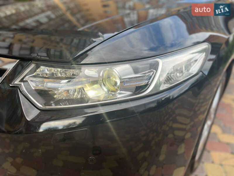 Седан Honda Accord 2012 в Виннице