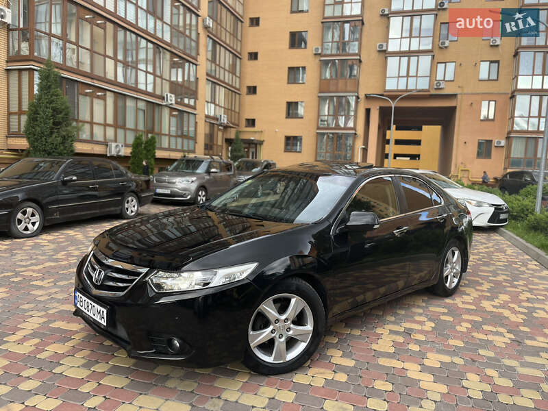 Седан Honda Accord 2012 в Виннице