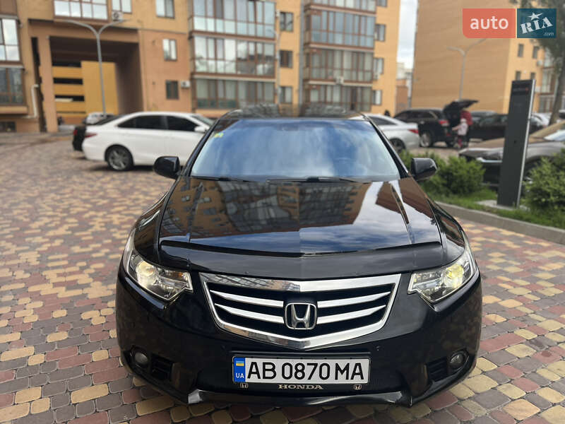 Седан Honda Accord 2012 в Виннице