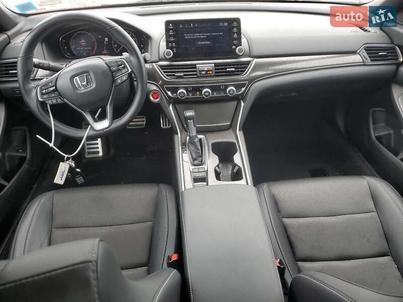 Седан Honda Accord 2022 в Киеве
