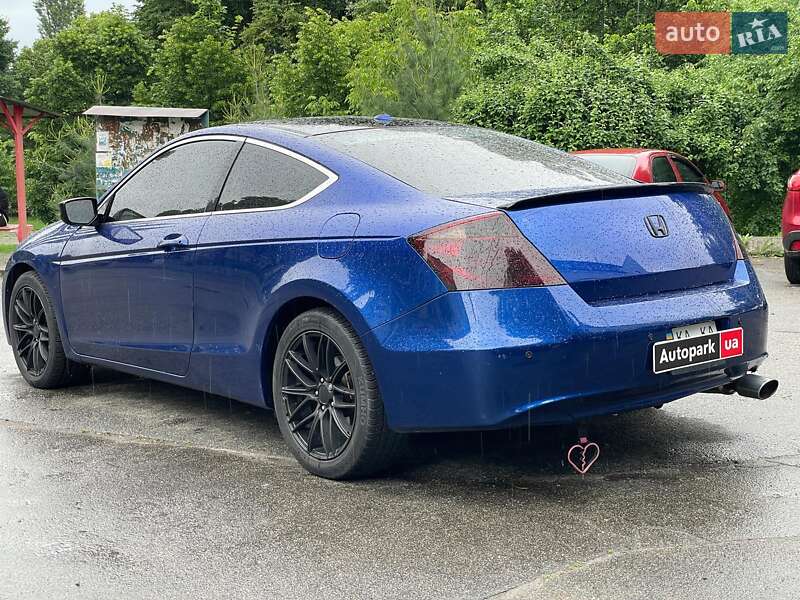 Купе Honda Accord 2008 в Киеве